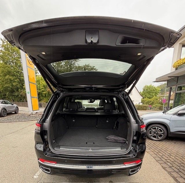 Jeep Grand Cherokee Overland Plug-In-Hybrid 4xe