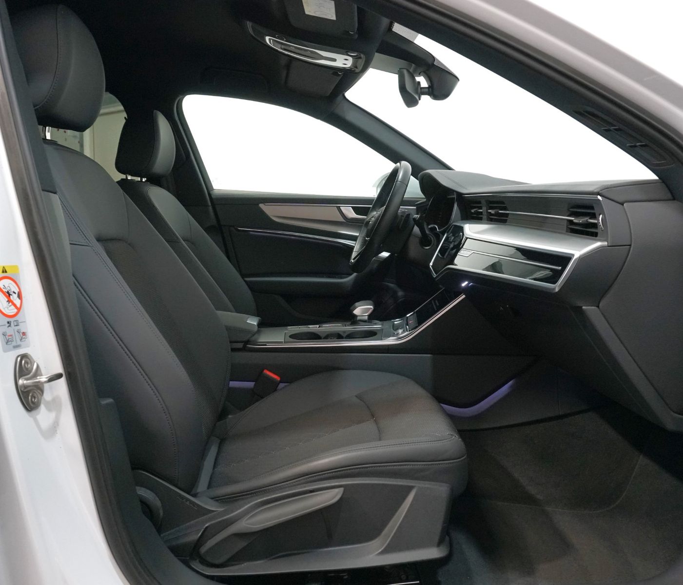 Audi A6 Avant 40 TDI quattro S-Line - Samsaru's Car Outlet