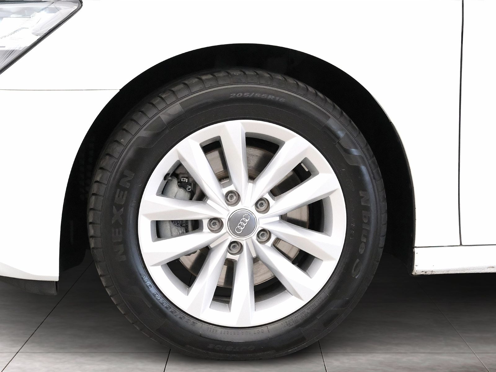 Audi A3 Sportback 30 TFSI basis - Samsaru's Car Outlet