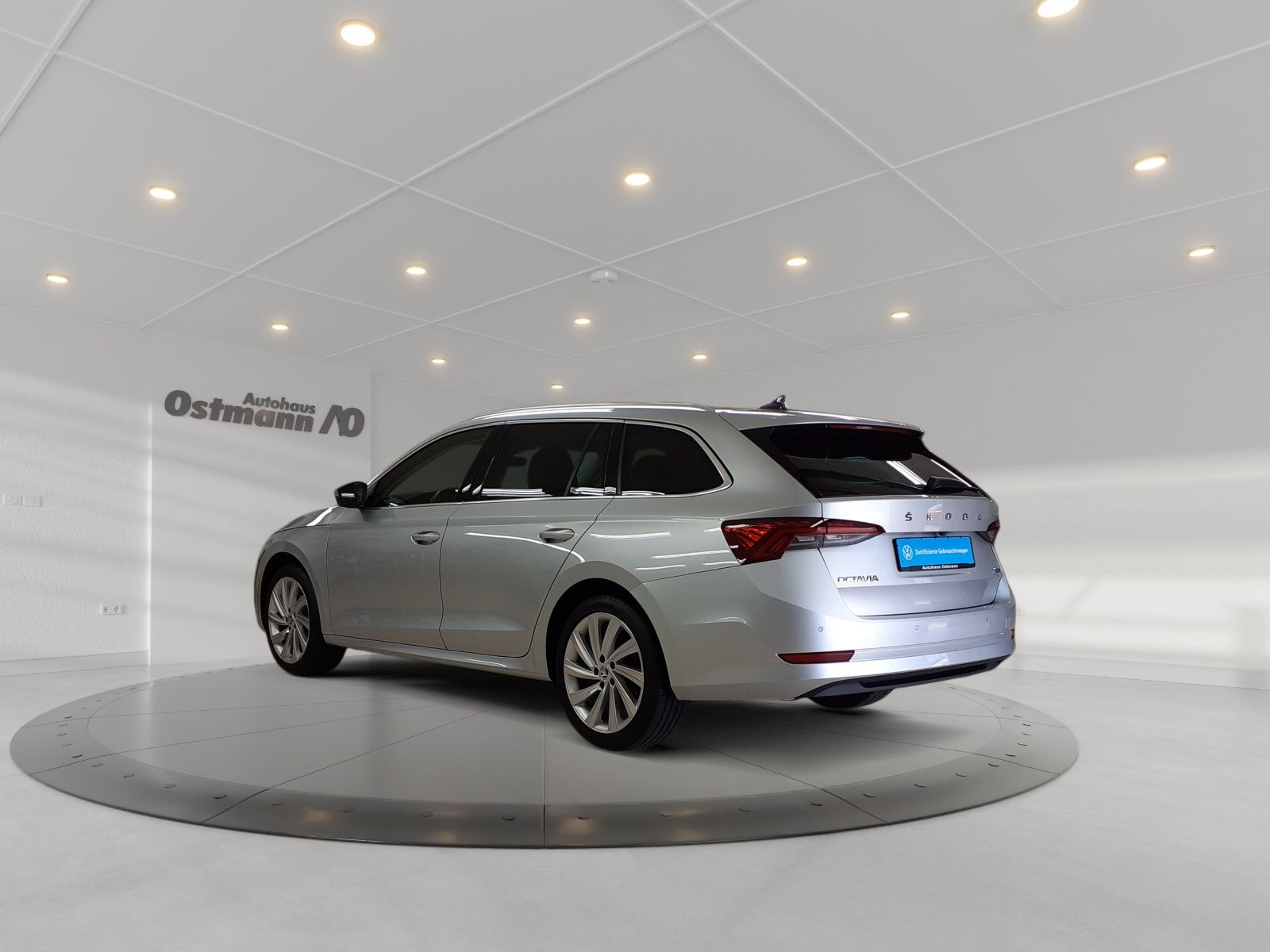 Skoda Octavia Combi 1.5 TSI Style - Samsaru's Car Outlet