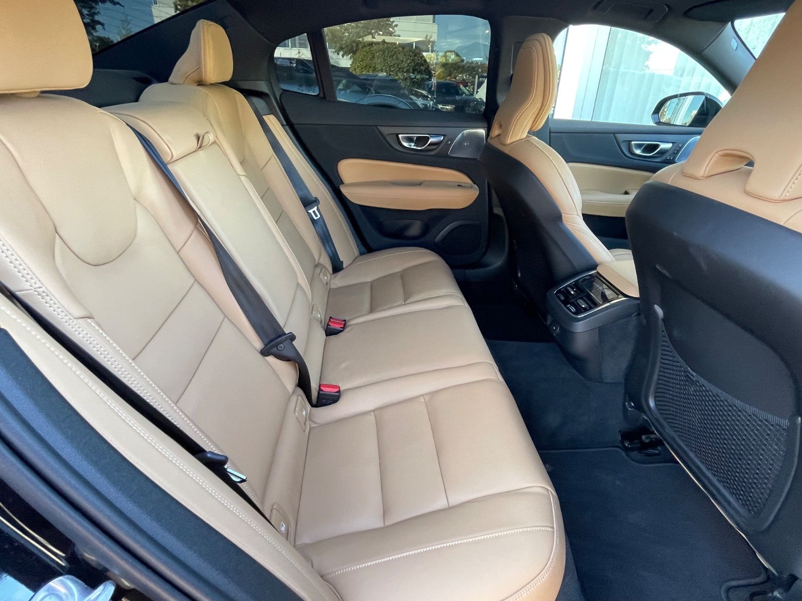 Volvo S60 B5 AWD Ultimate Dark Auto