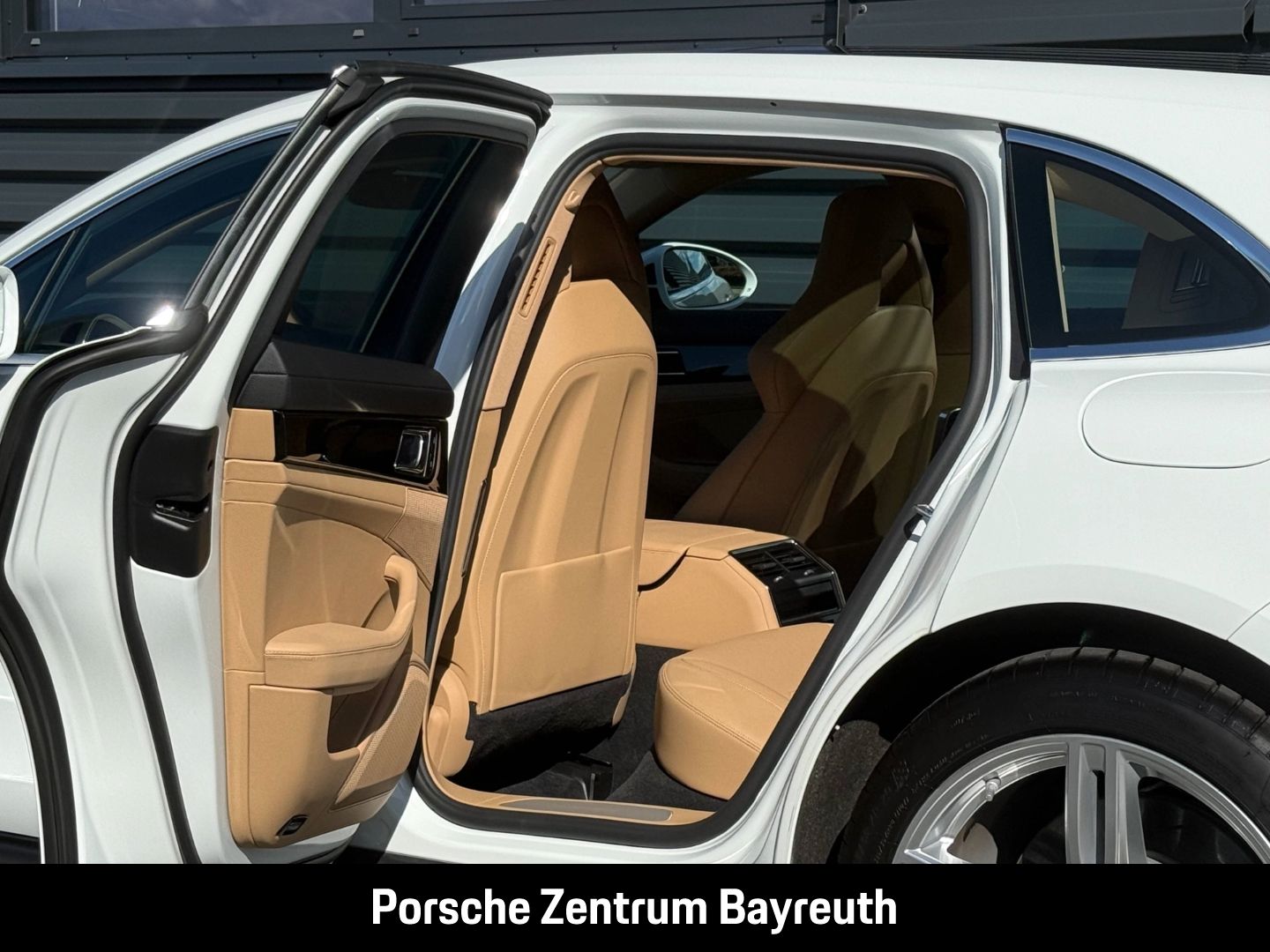 Porsche Panamera Sport Turismo 4S E-Hybrid *NACHTSICHT*