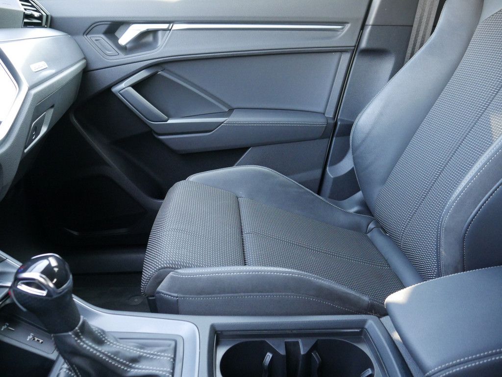 Audi Q3 40 TDI quattro advanced S-LINE - Samsaru's Car Outlet