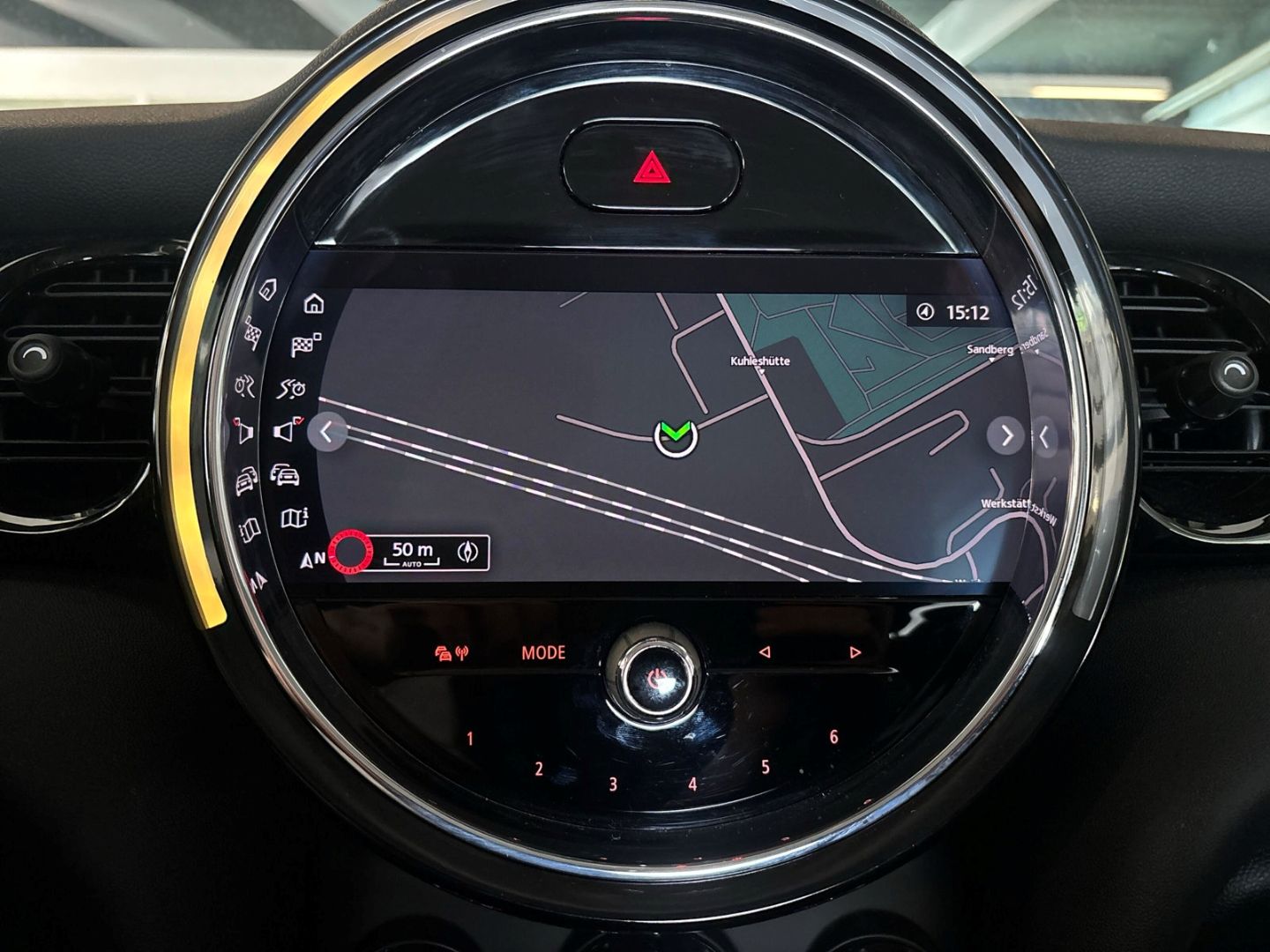 MINI Cooper SE Essential Trim - Samsaru's Car Outlet