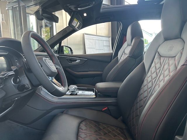 Audi Q7 SUV S line 60 Hybrid, NP: 124.600 €