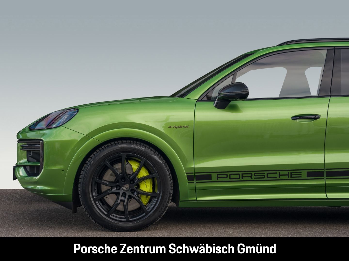 Porsche Cayenne Turbo E-Hybrid Burmester Nachtsicht PDCC