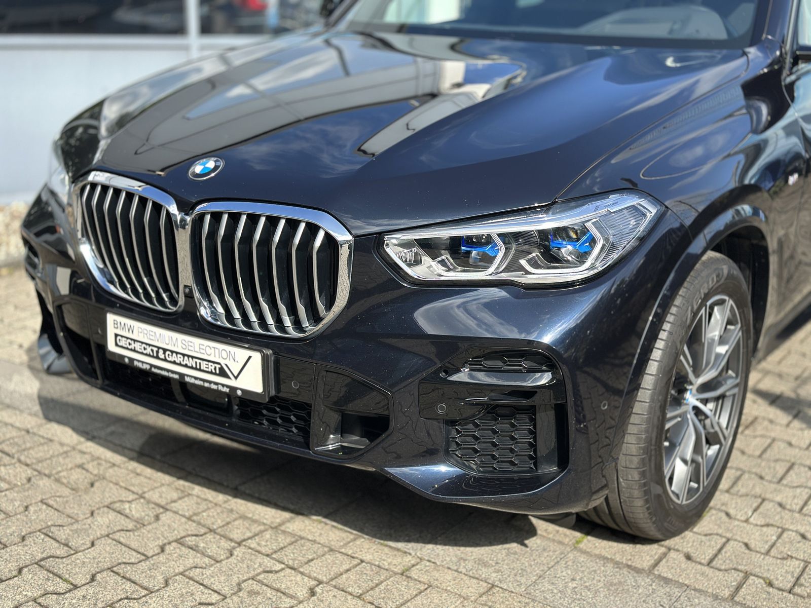 BMW X5 xDrive30d M Sport 2-Achs-Luft StHzg 7-Sitzer