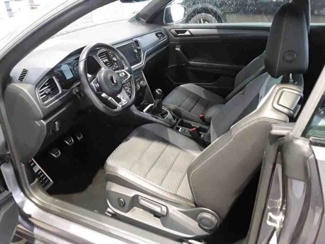 Volkswagen T-Roc 1.5 TSI R-LINE - Samsaru's Car Outlet