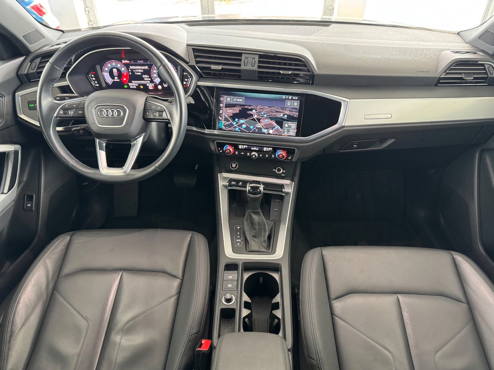 Audi Q3 45TFSI qu S tronic - Samsaru's Car Outlet