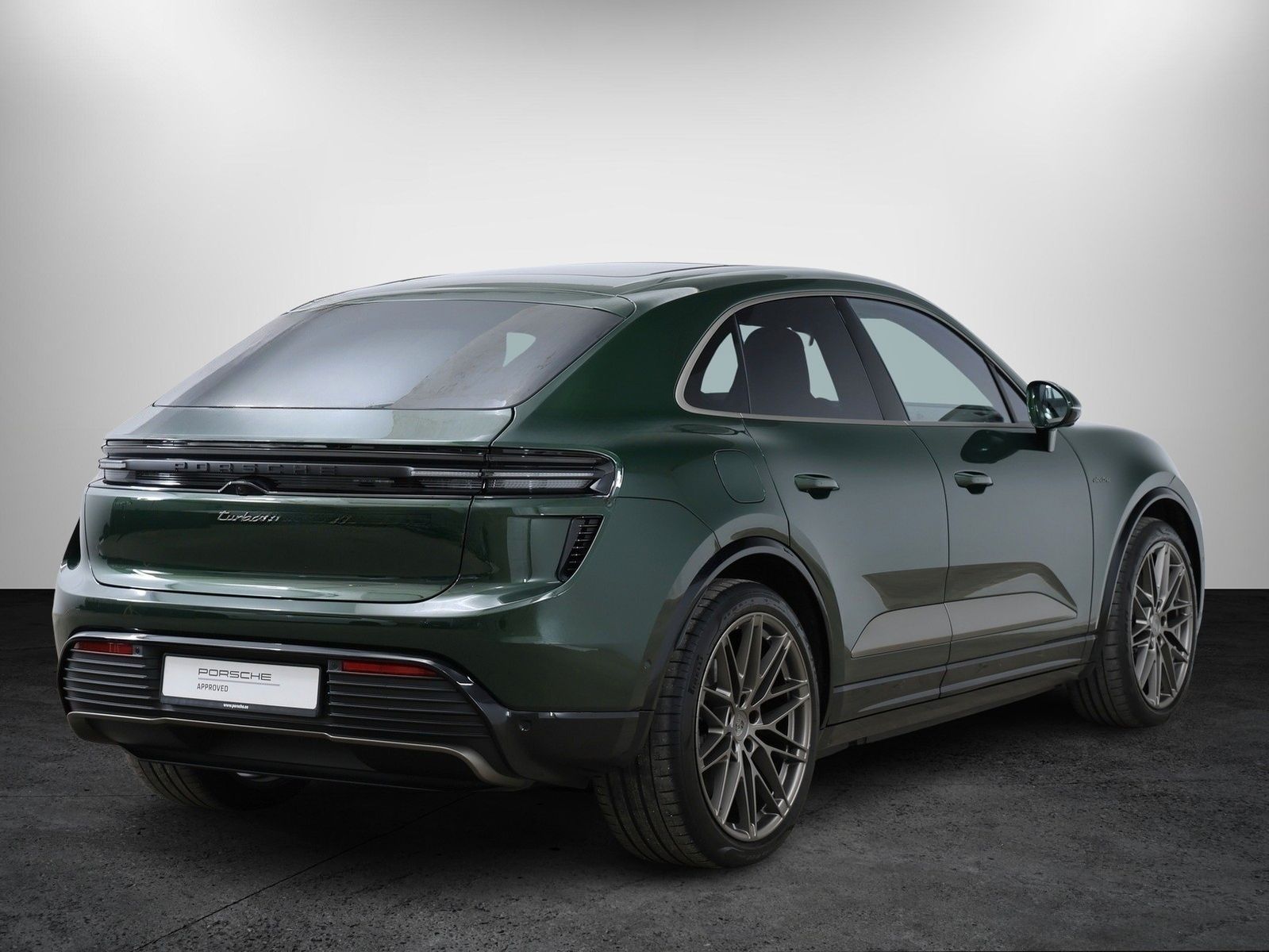 Porsche Macan Electric Turbo