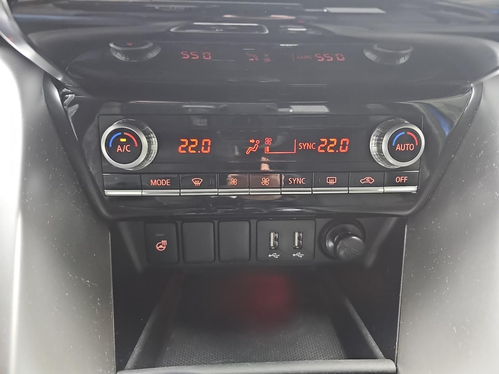 Mitsubishi ECLIPSE CROSS 2.4 MIVEC PHEV CVT SELECT NAVI LED