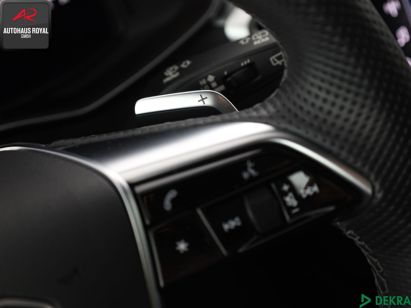 Audi A6 Avant 55 TFSI qu S LINE - Samsaru's Car Outlet