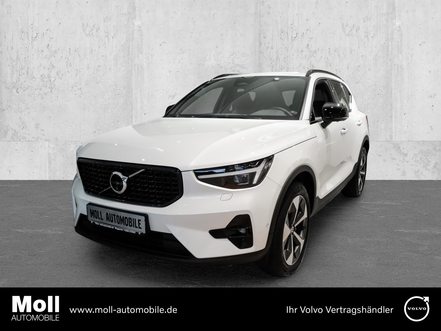 Volvo XC40 B3 Benzin Plus Dark - Samsaru's Car Outlet