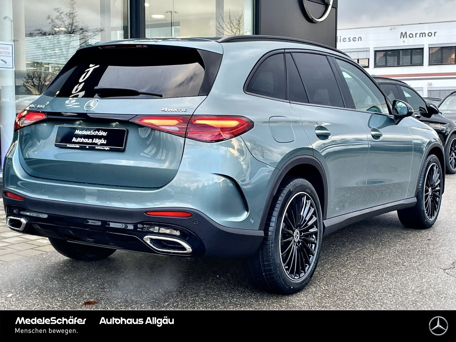 Mercedes-Benz GLC 300 4M AMG Night Distr AHK DigLi Burm3D Pano