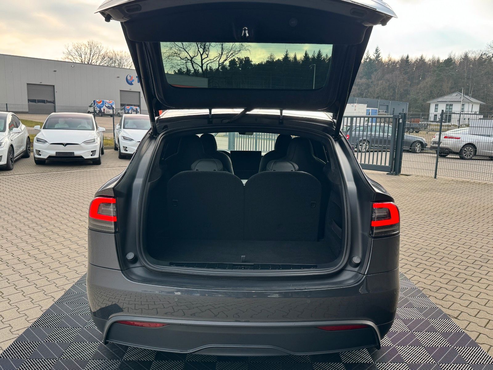 Tesla MODEL X PLAID | ENHANCED AP | 6SEAT | 22INCH