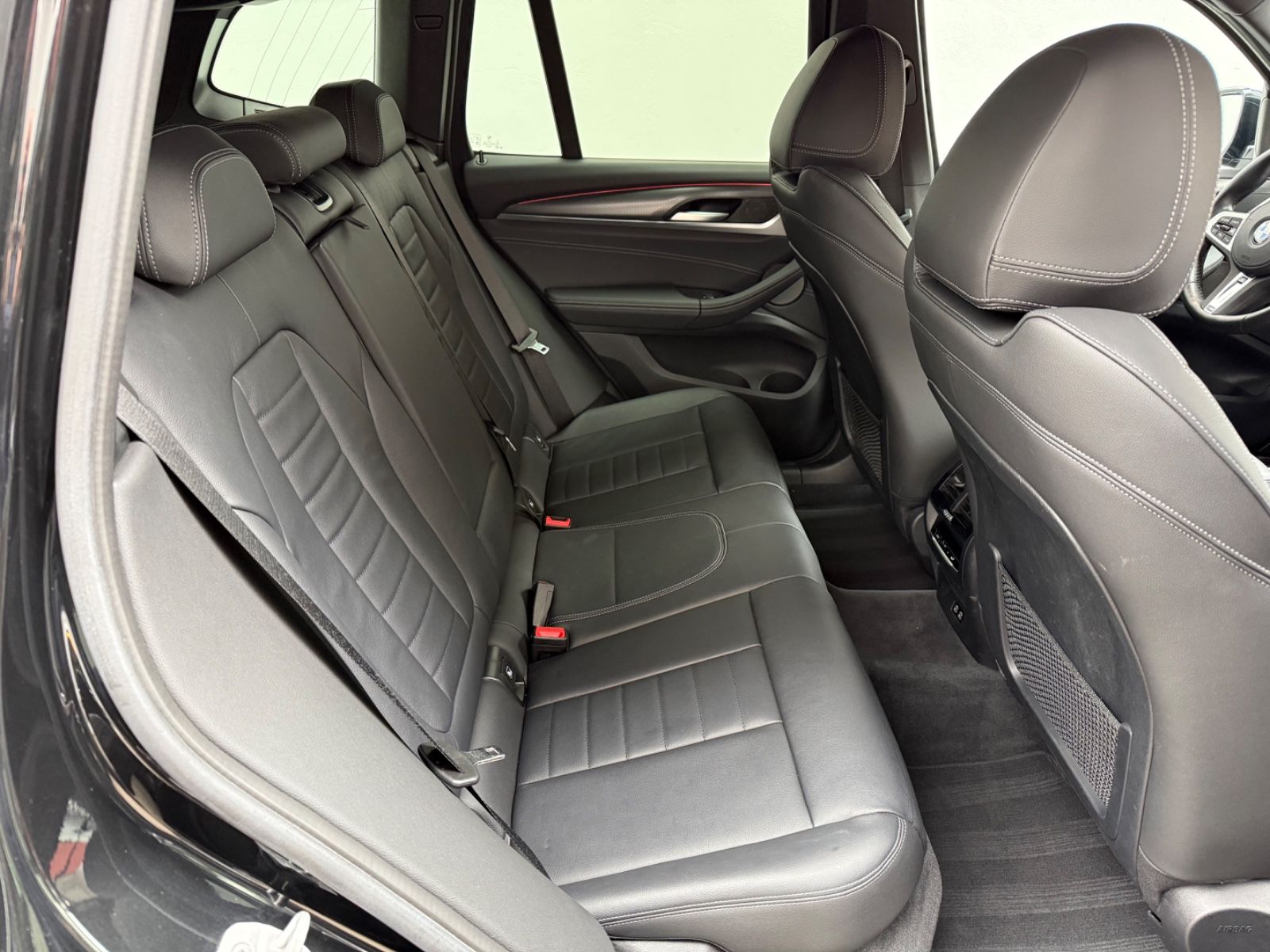 BMW X3 xDrive 30 i M Sport - Samsaru's Car Outlet