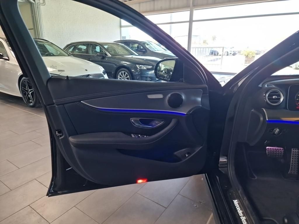 Mercedes-Benz E 220 d AMG - Samsaru's Car Outlet