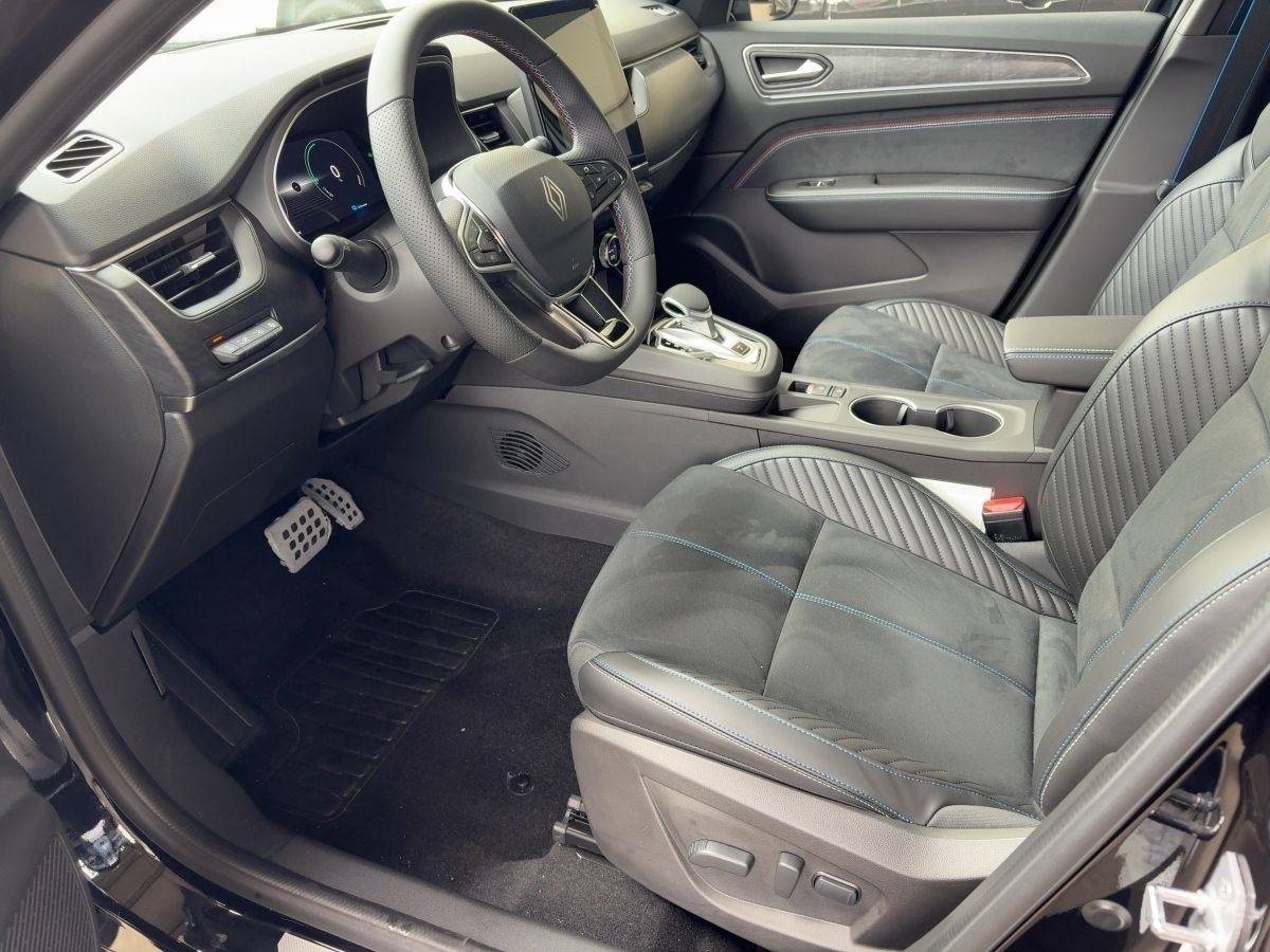 Renault Arkana ESPRIT ALPINE Full Hybrid - Samsaru's Car Outlet