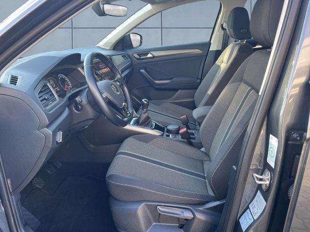 Volkswagen T-Roc 1.0 TSI Style - Samsaru's Car Outlet