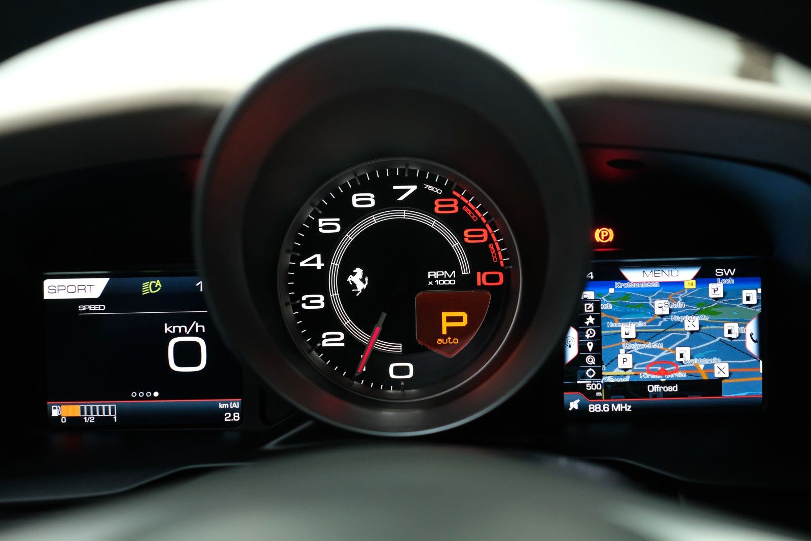 Ferrari F8 Tributo/LIFT/CAMERA/PDC/FULL ELECTRIC SEATS