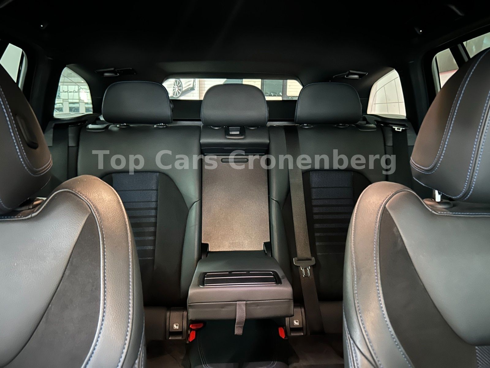 BMW 320d xDrive M Sportpaket - Samsaru's Car Outlet