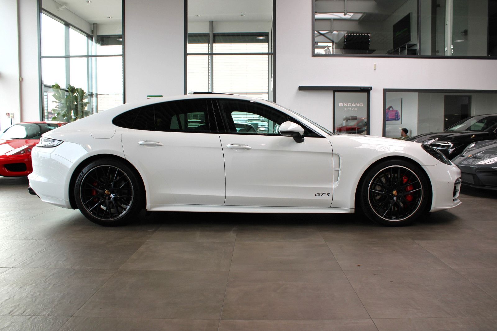 Porsche PANAMERA GTS MATRIX/SPORT-DESIGN/CARBON/360°/21"