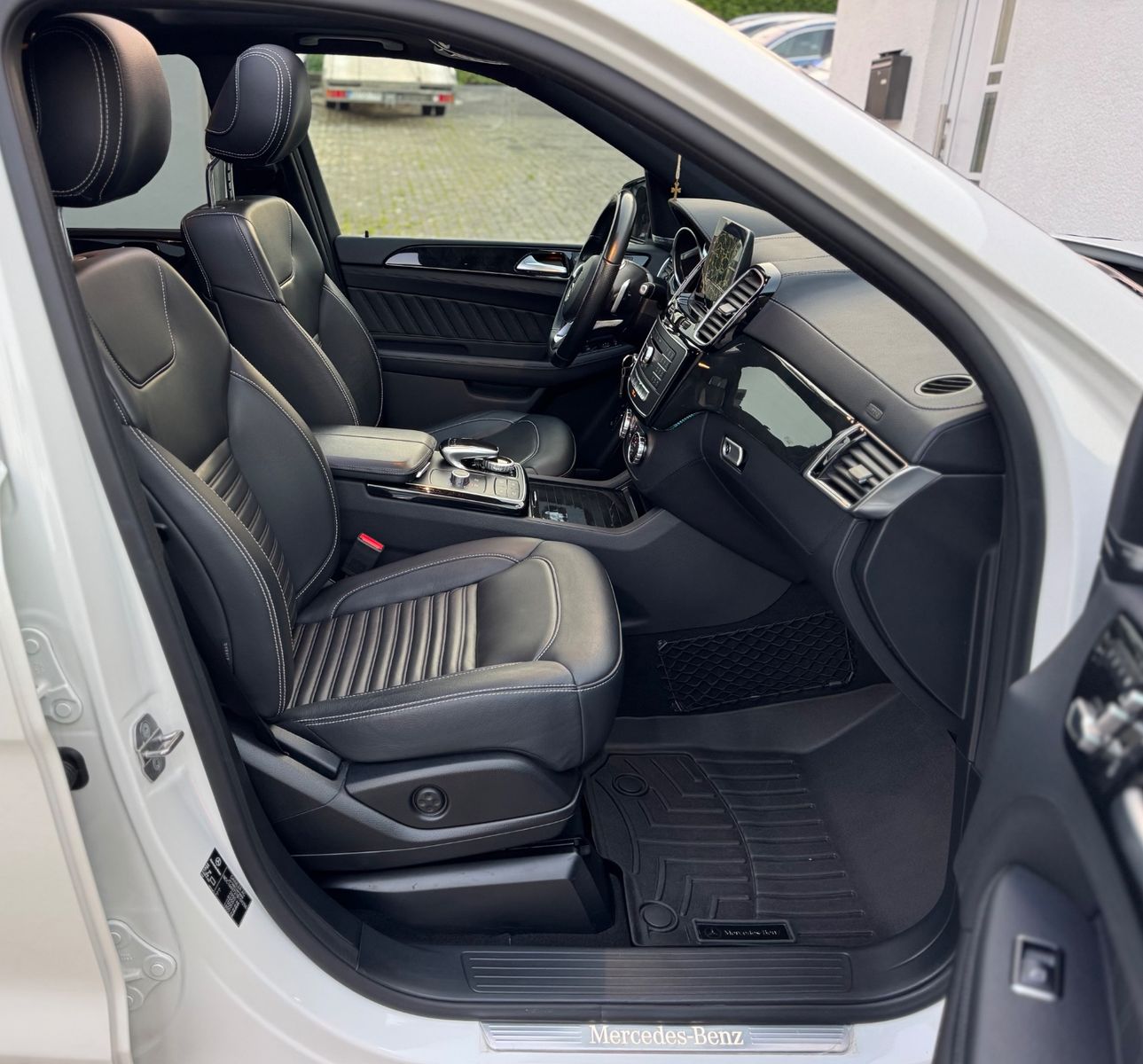 Mercedes-Benz GLE 500 V8 4Matic AMG-Line/Night-Paket/SoftClose
