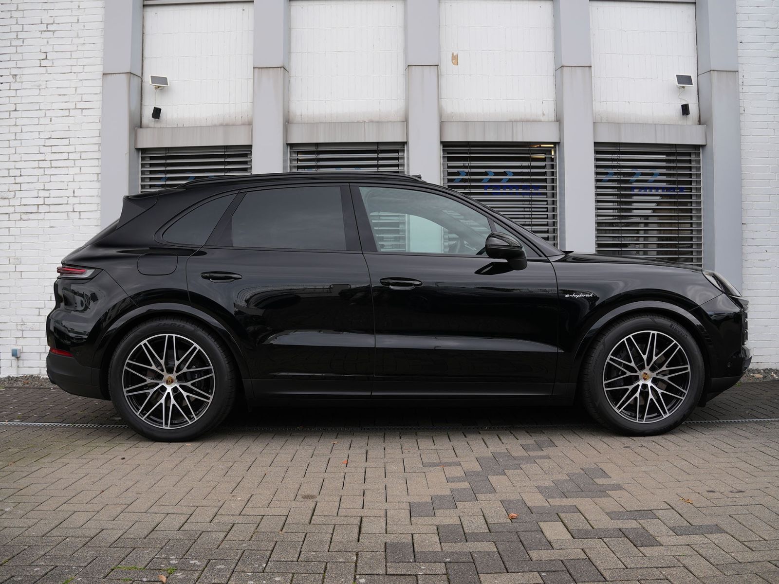 Porsche E-Hybrid MY24-INNODRIVE-ACC-LUFTF.-PANO-BOSE-RS