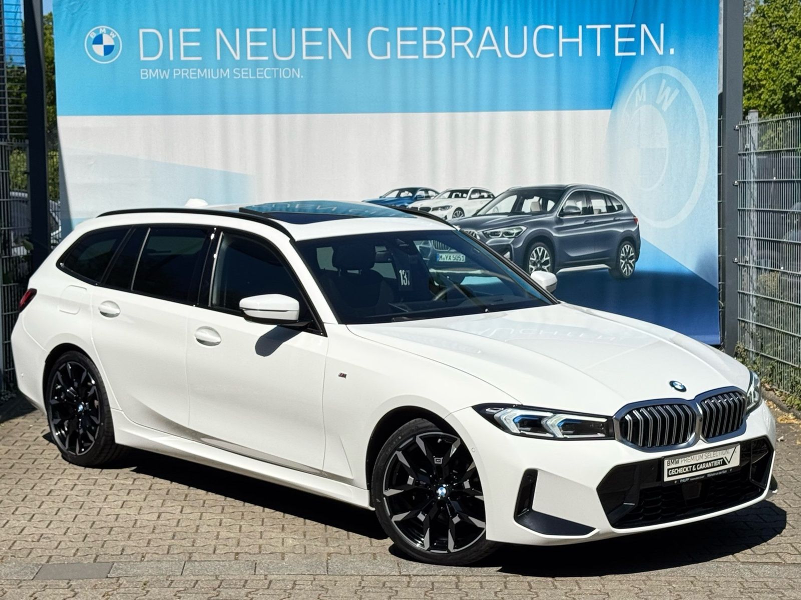 BMW 320d xDrive Tour M Sport Pano ACC AD-LED 360° 19