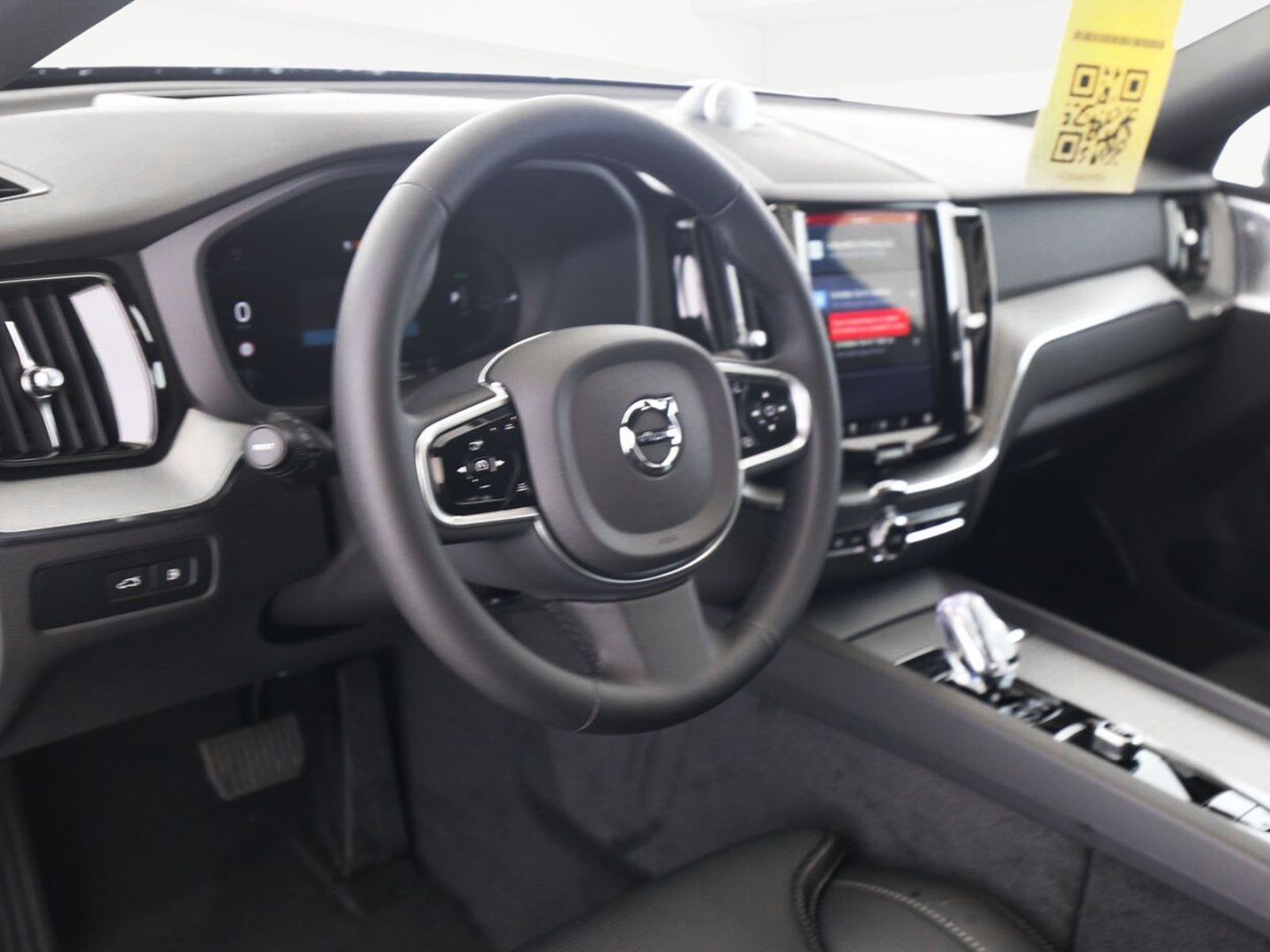 Volvo XC60 T6 Plus Black Edition Plug-In Hybrid AWD - Samsaru's Car Outlet