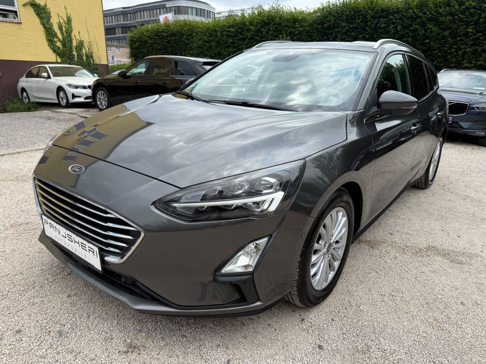 Ford Focus Turnier Aut Titanium - Samsaru's Car Outlet