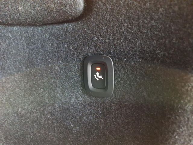 Volvo XC40 B3 Core - Samsaru's Car Outlet