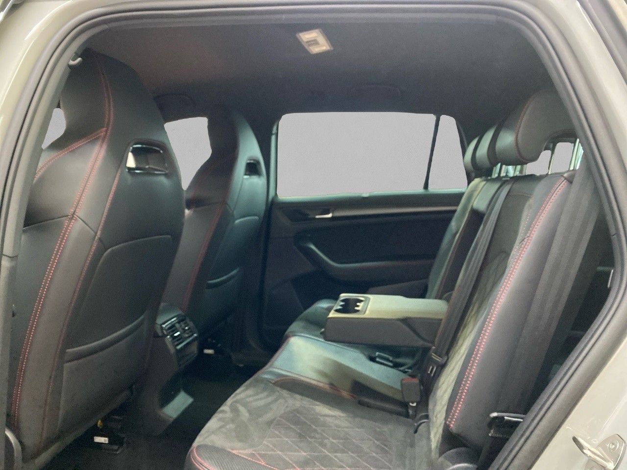 Skoda Kodiaq RS 2.0 TSI 4x4 DSG+LED+NAVI+STANDHZ+KAM