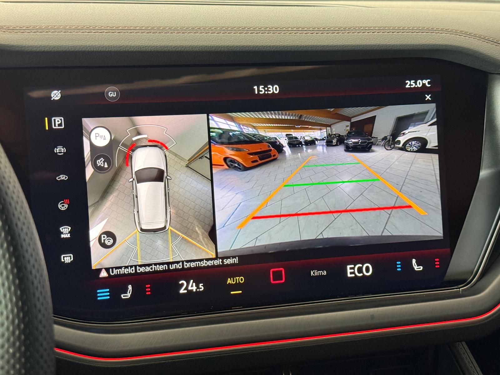 Volkswagen Touareg R-Line-Pano/ACC/AHK/360/Dynaudio/Massage