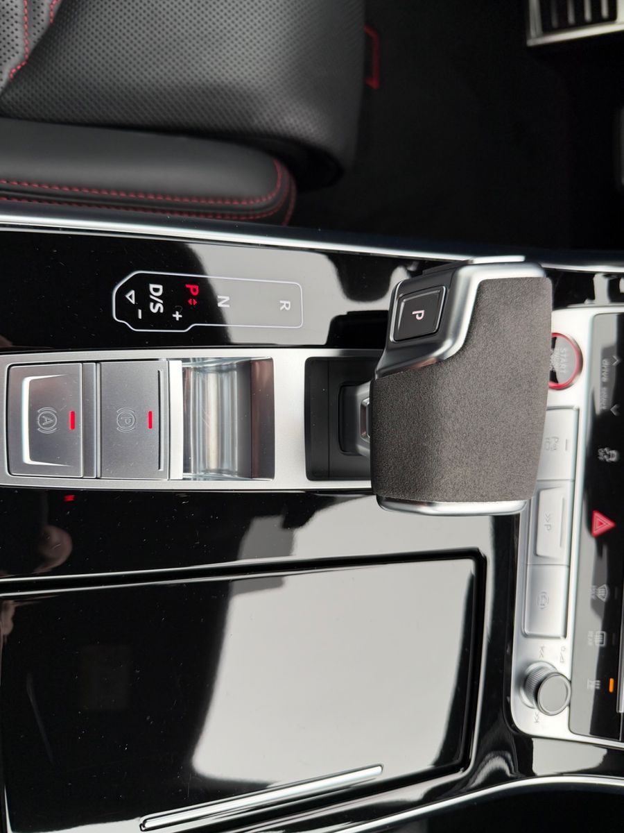 Audi RSQ8  4.0 TFSI quattro.Standheizung.