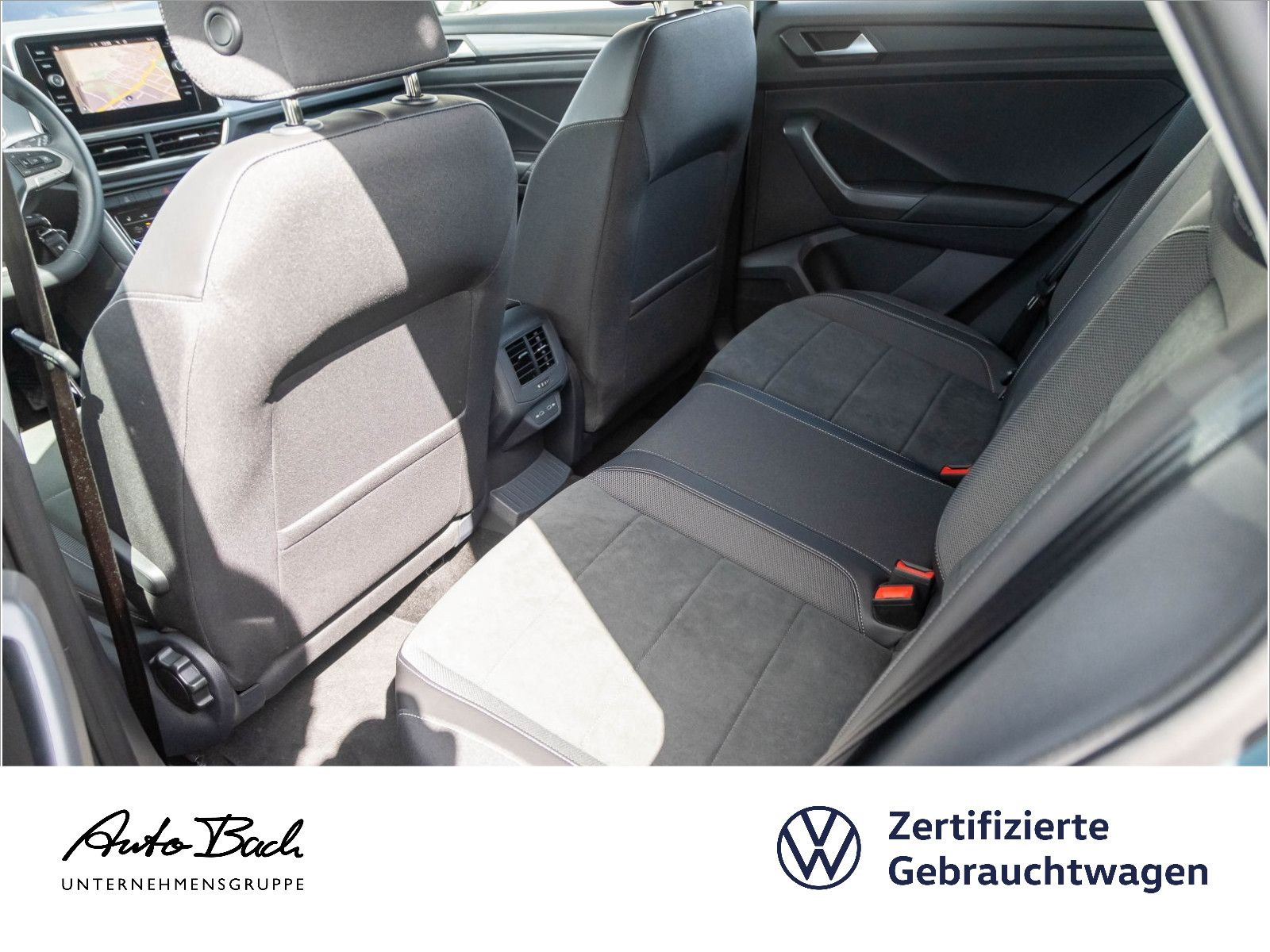 Volkswagen T-ROC 1.0 TSI Style - Samsaru's Car Outlet