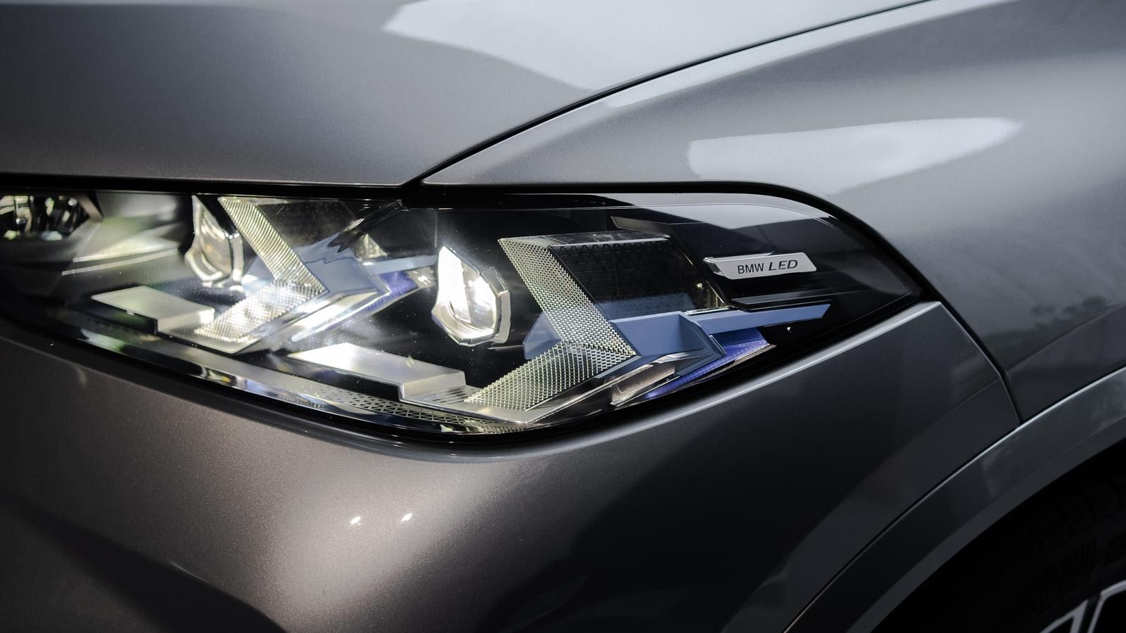BMW X5 xDrive30d M-Sport HuD AHK 360 Luft H&K Softcl