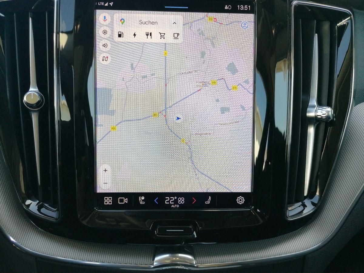 Volvo XC60 inscription  AWD (253+145PS) Navi, Panodach