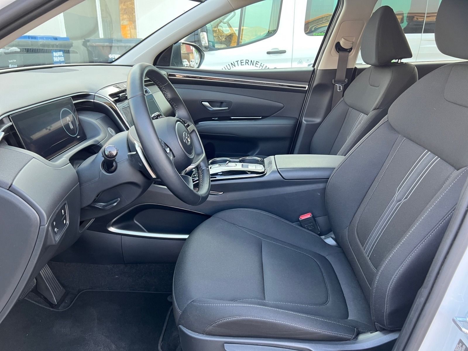 Hyundai Tucson 1.6 T-GDI Trend Plug-In Hybrid 4WD - Samsaru's Car Outlet