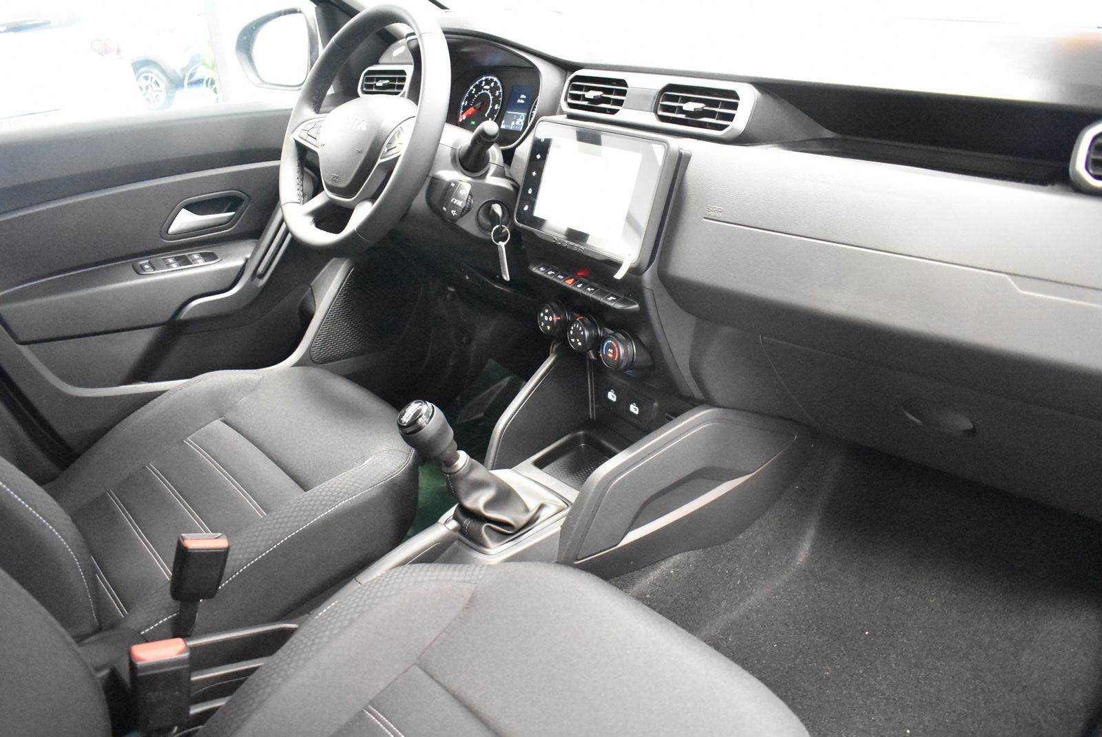 Dacia Duster Expression 4WD - Samsaru's Car Outlet