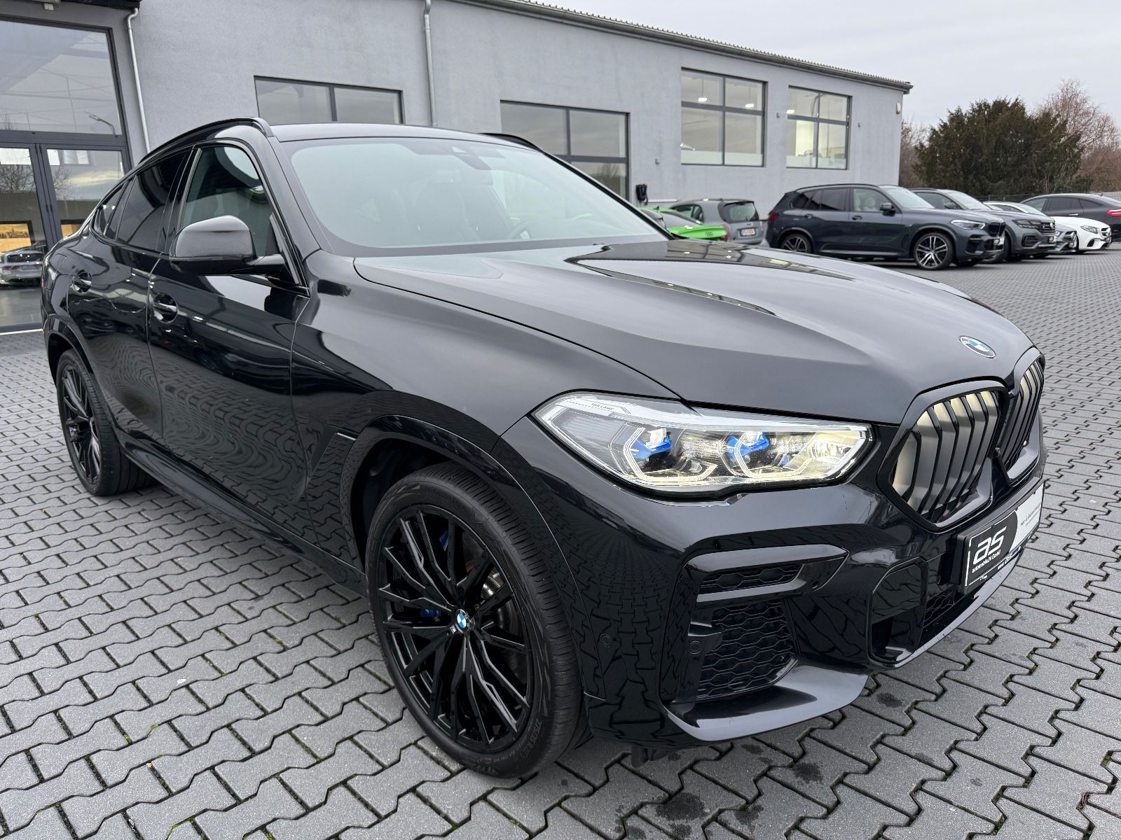 BMW X6*40xd*MSPORT*INDIVIDUAL*360°ACC*HUD*SKYLONUNGE