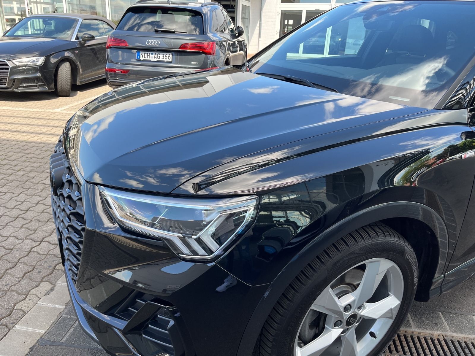 Audi Q3 Sportback 40 TFSI quattro S line - Samsaru's Car Outlet