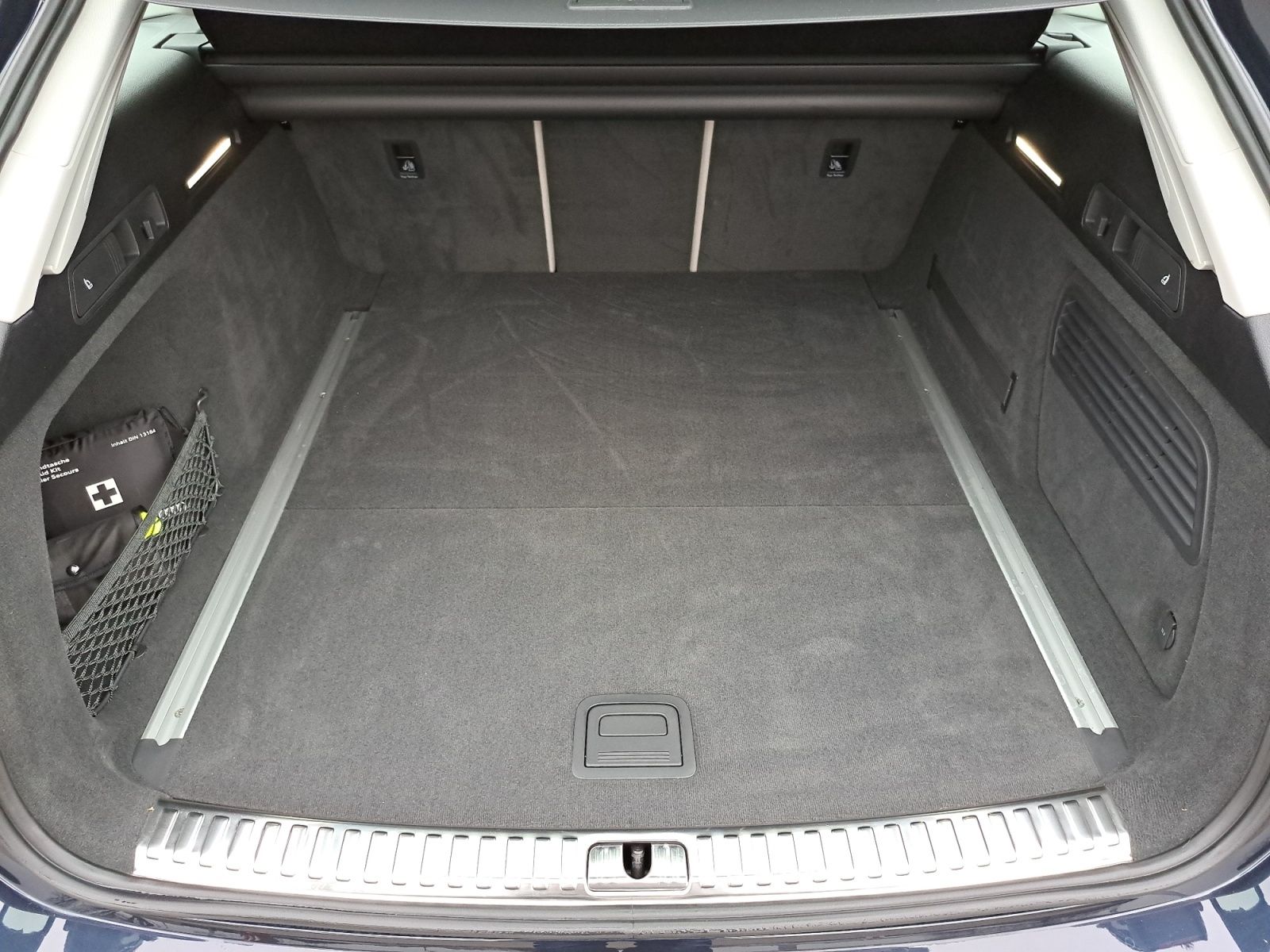 Audi A6 Avant 45 TFSI S tronic - Samsaru's Car Outlet