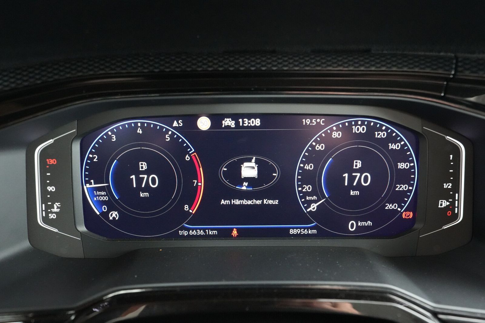 Volkswagen Taigo 1.0 TSI Life - Samsaru's Car Outlet