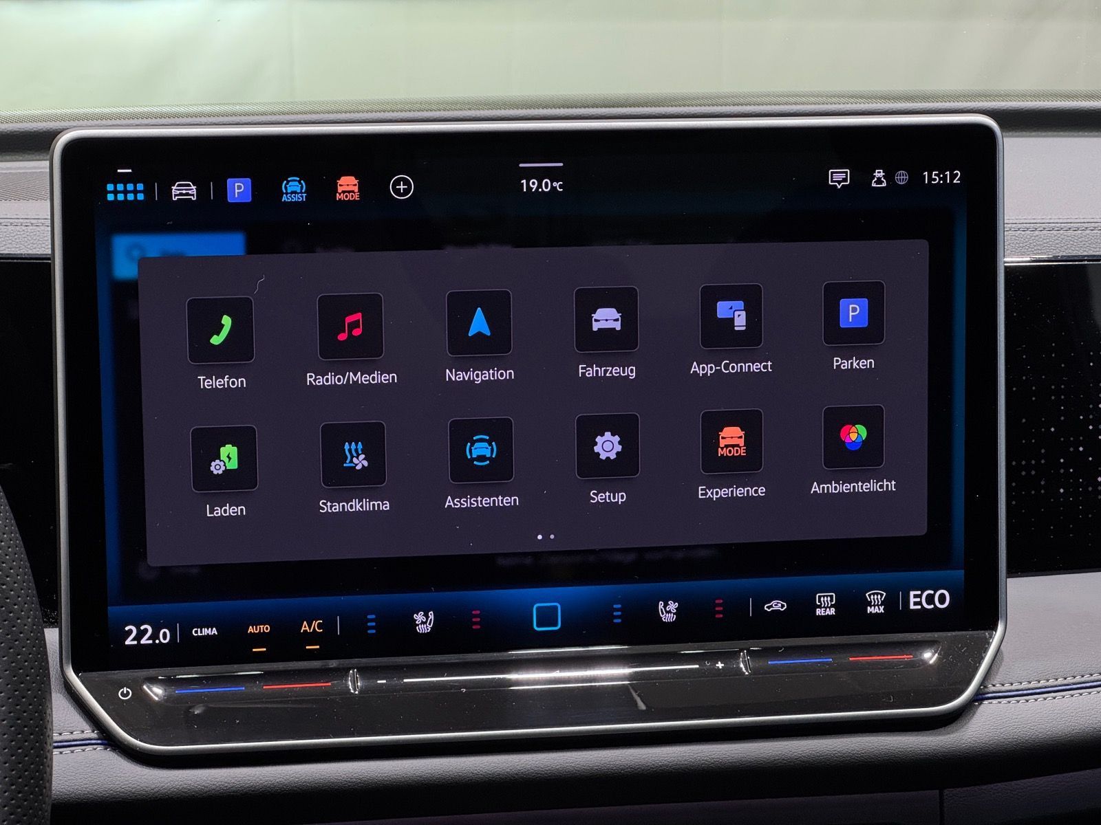 Volkswagen Tiguan R-Line 1.5 TSI eHybrid | MATRIX NAVI PANO