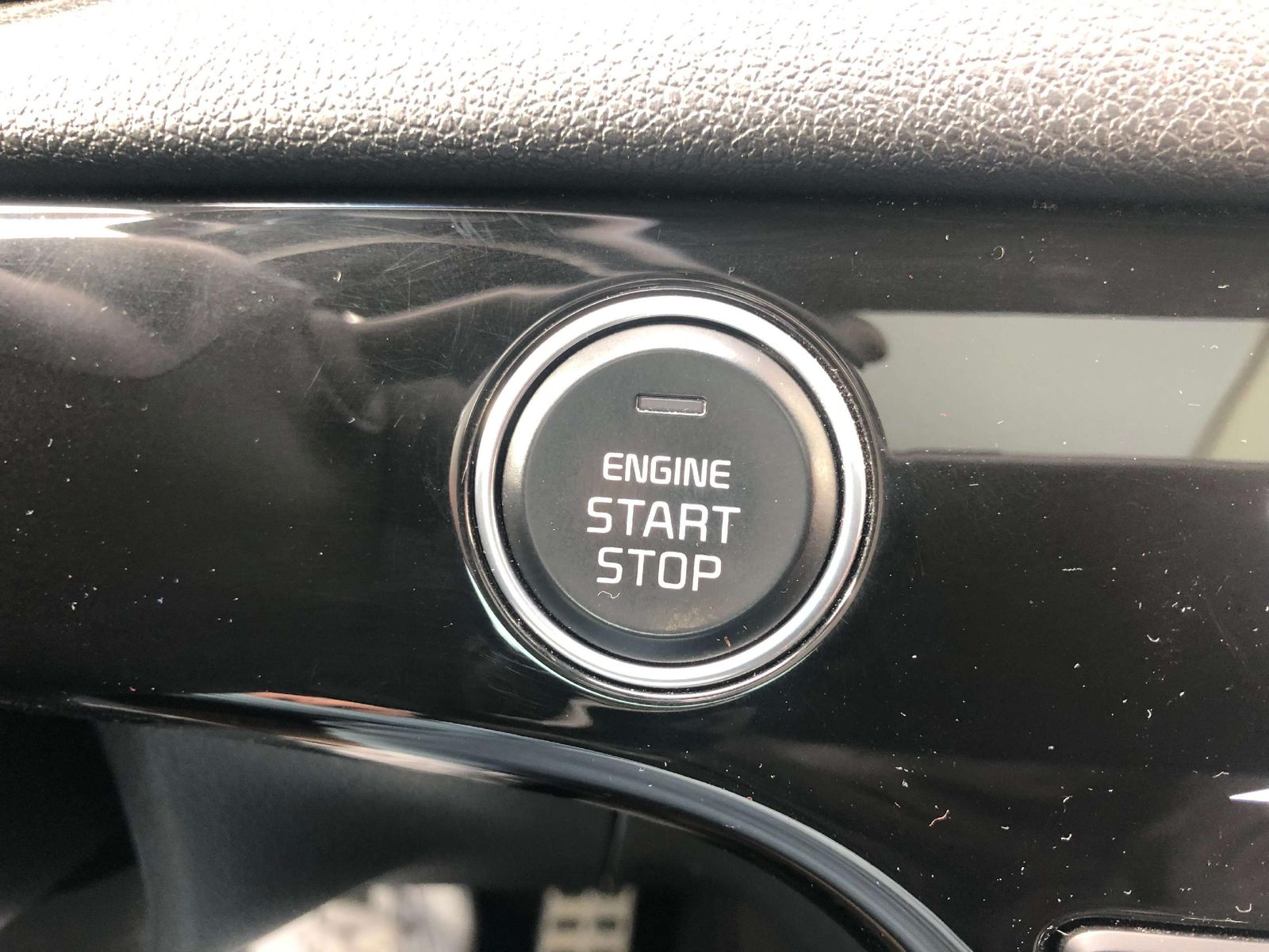 Kia Sportage GTL 2.0D 48V AWD - Samsaru's Car Outlet