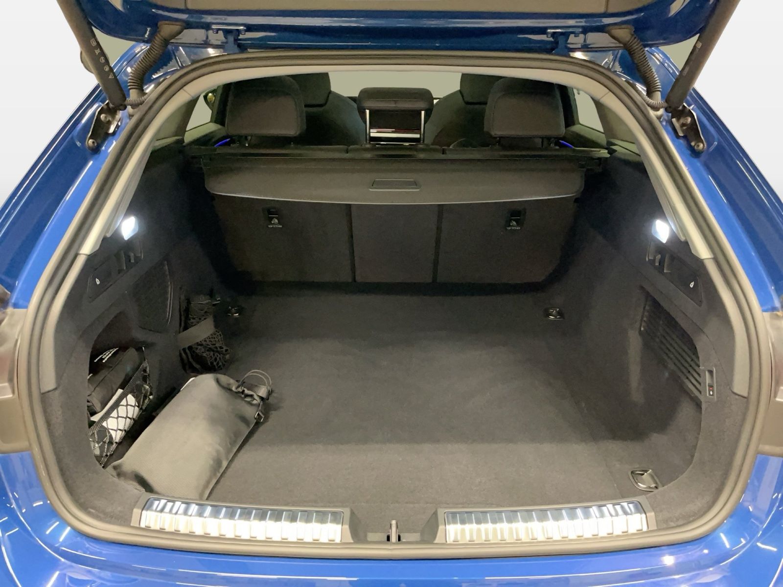Audi A5 Avant TDI S tronic S line edition one ACC AHK