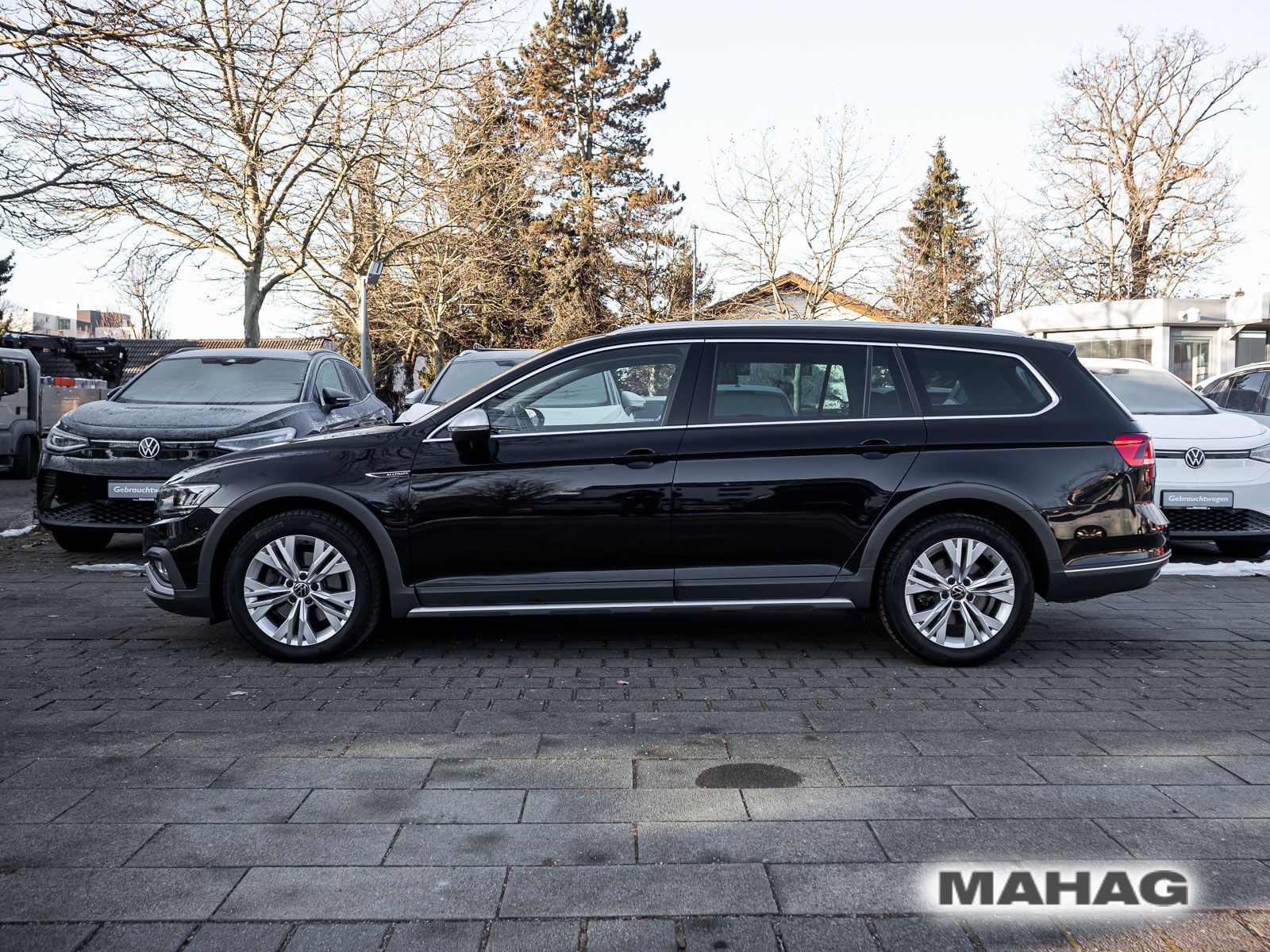 Volkswagen Passat Alltrack 2.0 TDI 4mot Navi LED AHK R-KAM