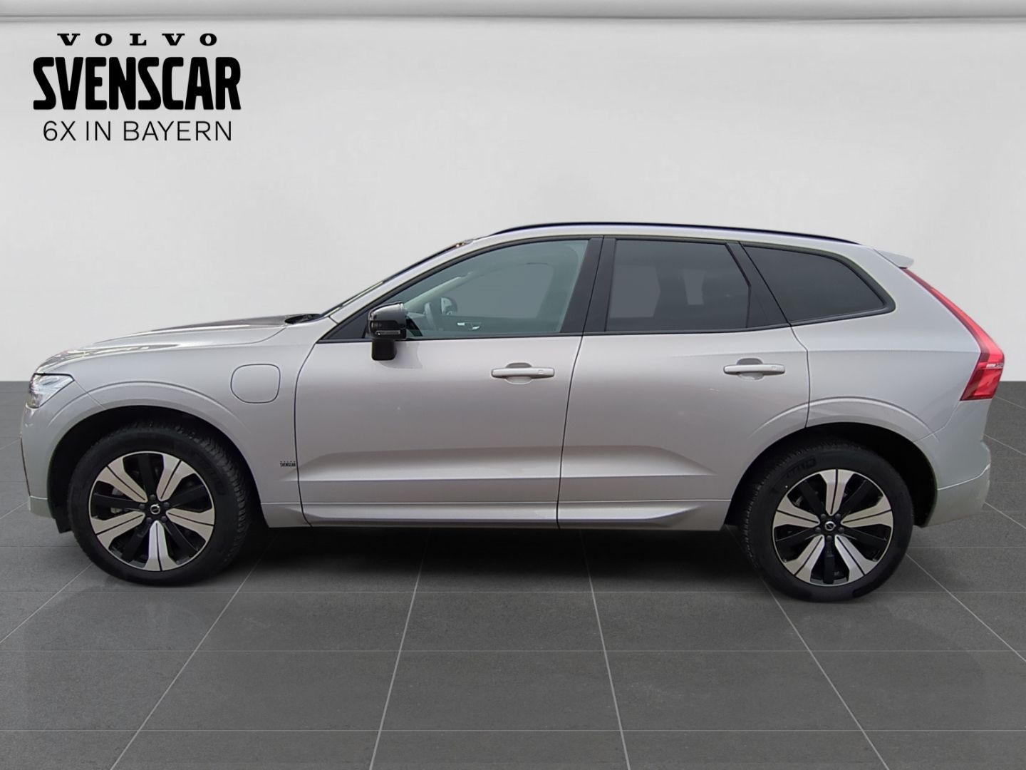 Volvo XC60 Plus Dark Recharge Plug-In Hybrid AWD T6 St