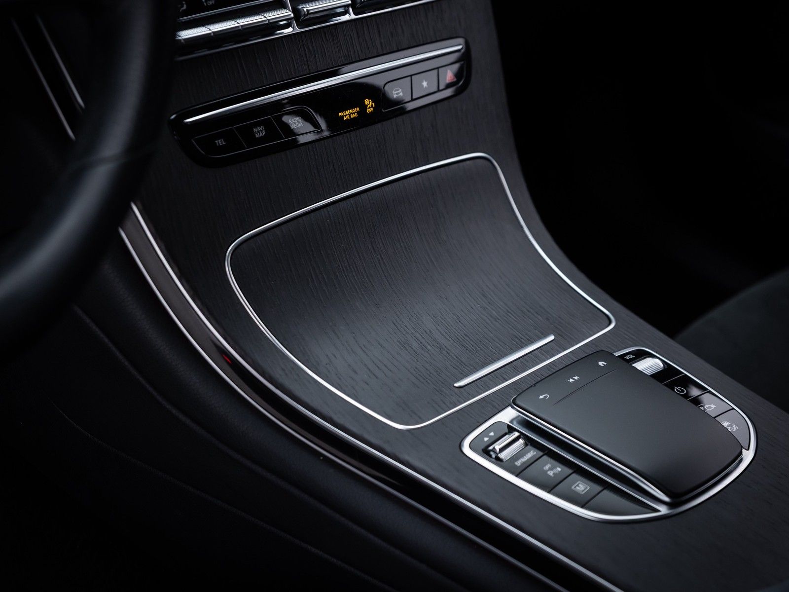 Mercedes-Benz GLC 300 e 4Matic /AMG-LINE/LED/HEAD-UP/360°KAM/
